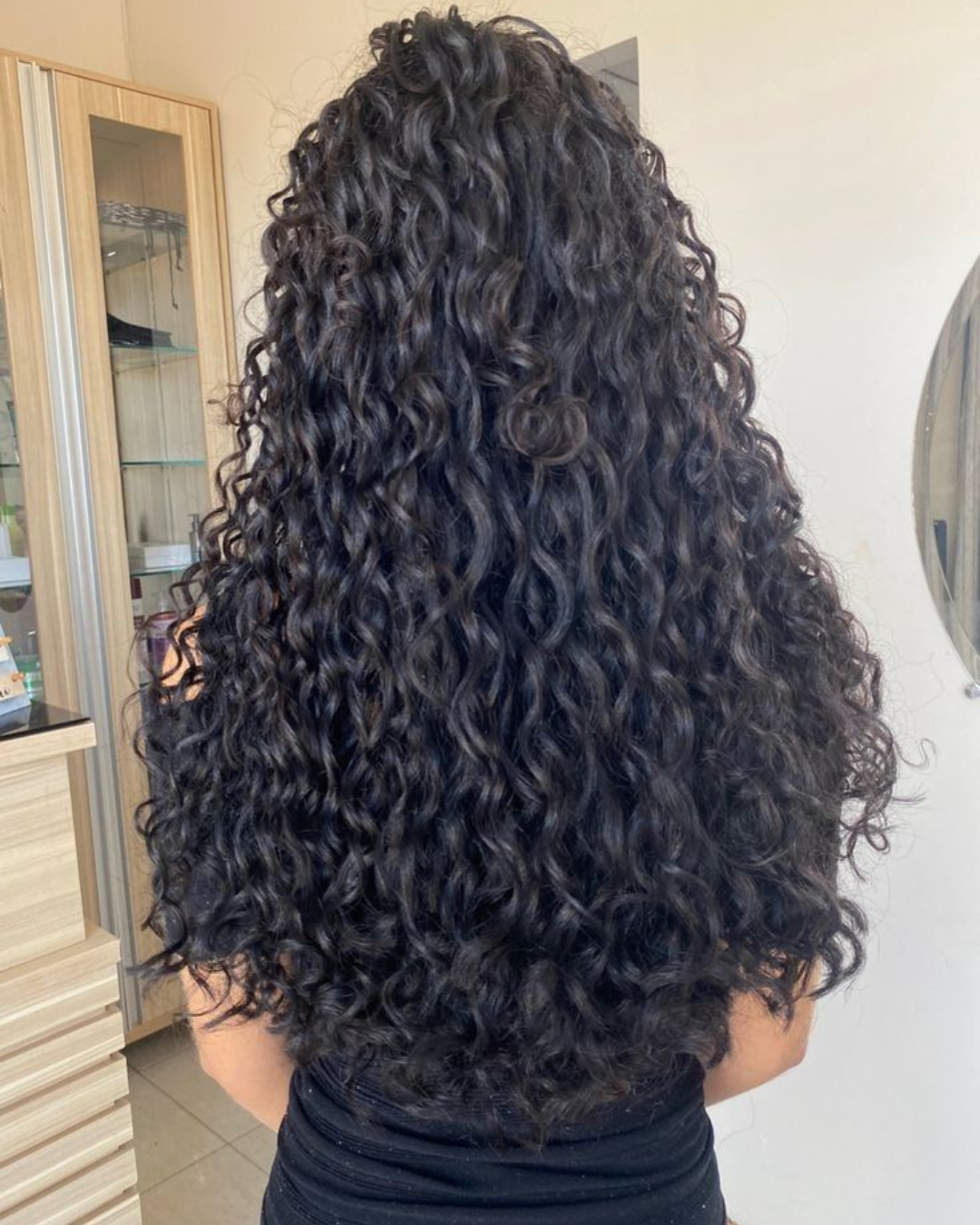 Party hair styling for women using crimping technique